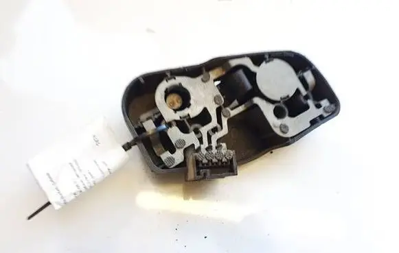 BMW 3 E46 Tail light bulb cover holder 230570R