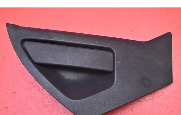 Rear door exterior handle