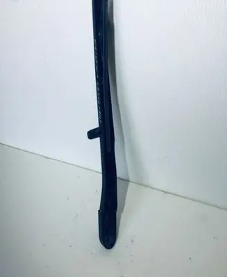 Chevrolet Captiva Rear wiper blade arm