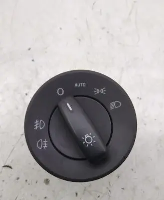 Skoda Octavia Mk2 (1Z) Light switch 1Z0941431