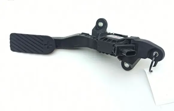 Hyundai Ioniq 5 Accelerator throttle pedal 00136810 32700XXXXX