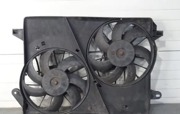 Chrysler 300 - 300C Electric radiator cooling fan 04598001AG
