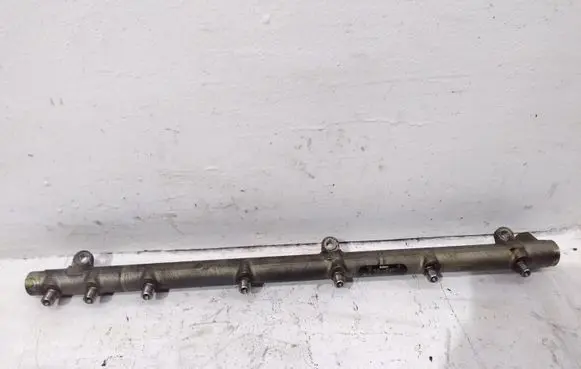 Fuel main line pipe