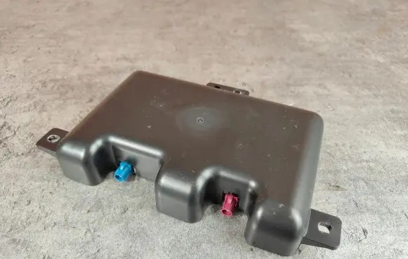 Aerial GPS antenna