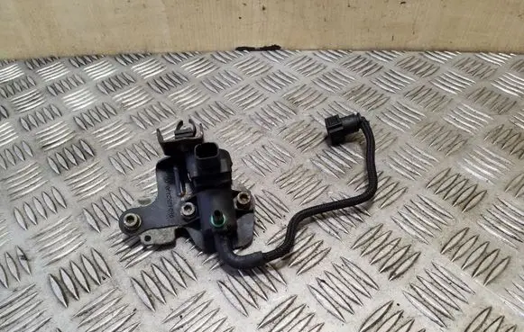 Jaguar XF X250 Turbo solenoid valve 9681852480 9665456180
