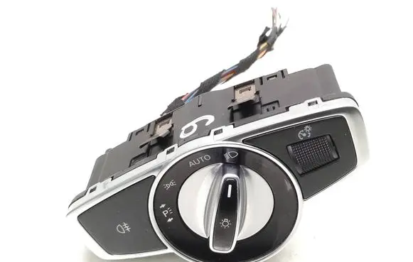 Mercedes-Benz C W205 Light switch A2059057007