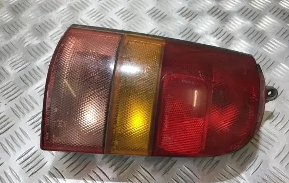 Nissan Sunny Rear/tail lights 22024555 220-24555