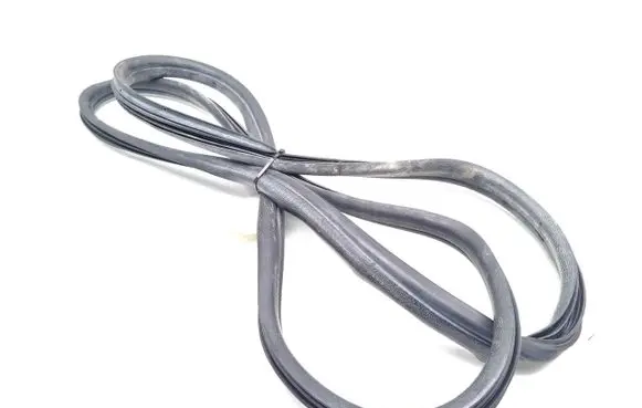 Opel Combo D Rear door rubber seal (on body) 