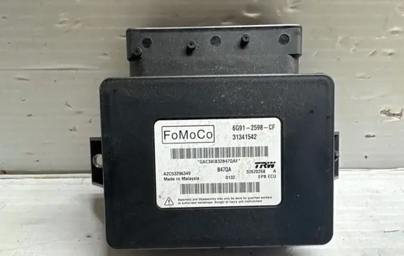 Volvo S60 Hand brake control module 6G912598CF 31341542 GAC3BLB32B47QAZ