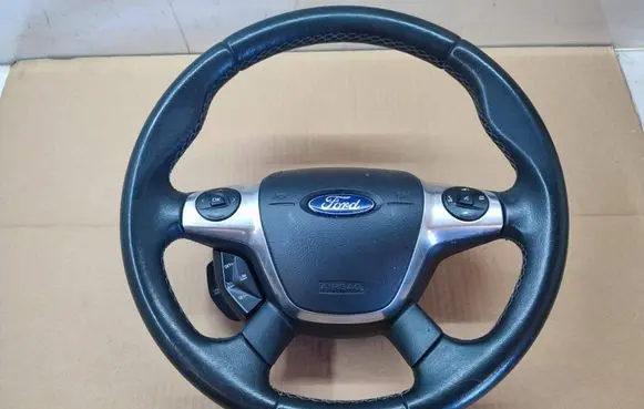 Ford Kuga II Steering wheel