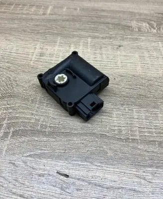 Audi A6 S6 C6 4F Air flap motor/actuator 4F0820511B 0132801369 CZ1168803710