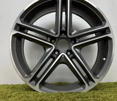 Mercedes-Benz CLS C257 R19 alloy rim a2574011200