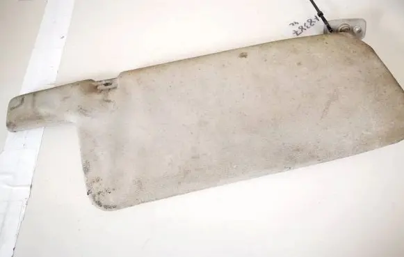 Sun visor