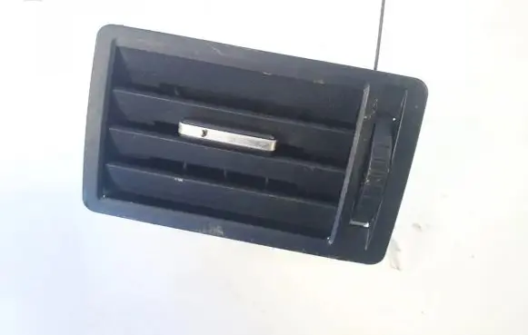 Ford Focus C-MAX Dash center air vent grill 4794009