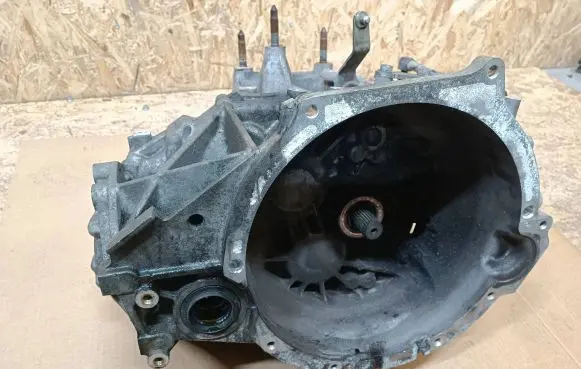 Citroen C4 Aircross Manual 6 speed gearbox 9N8J