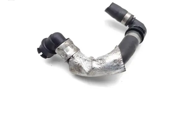 Engine coolant pipe/hose