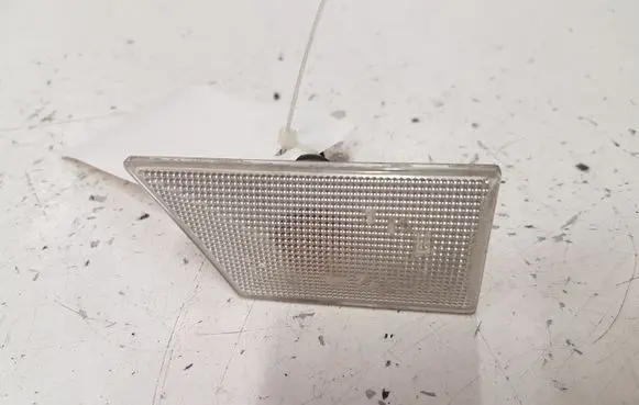 Opel Vectra C Front fender indicator light 09180872