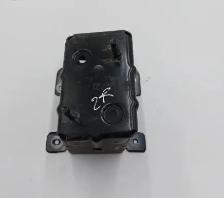 Nissan Leaf II (ZE1) Rear shock/impact absorber stay/bar 