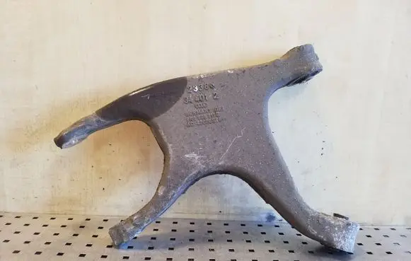 Rear upper control arm/wishbone