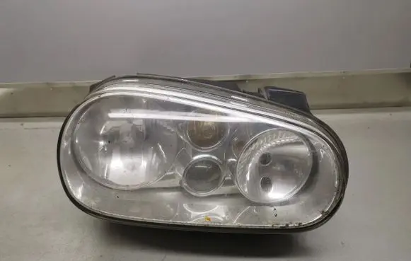 Volkswagen Golf IV Headlight/headlamp 1J1941016C 1J0941295B