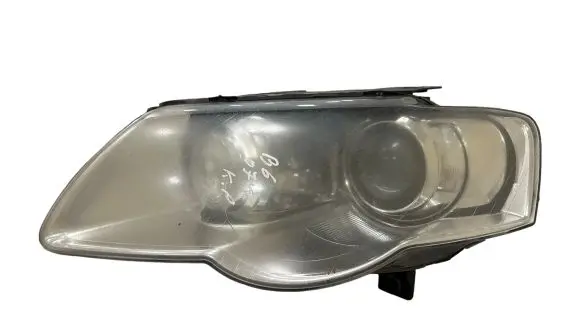 Volkswagen PASSAT B6 Headlight/headlamp 3C0941754G