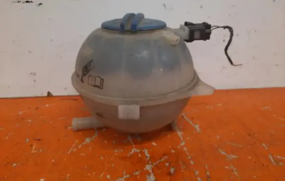 Volkswagen Fox Coolant expansion tank/reservoir 6Q0121407A