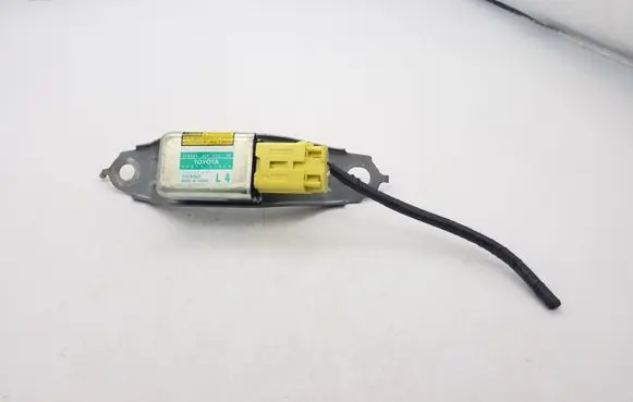 Toyota Prius (XW20) Airbag deployment crash/impact sensor 8983447020 1879000921