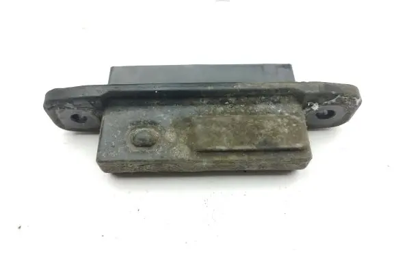 Toyota Prius (XW30) Tailgate opening switch 