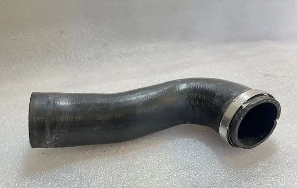 Intercooler hose/pipe