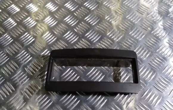 Toyota Corolla E120 E130 Climate control/heater control trim 