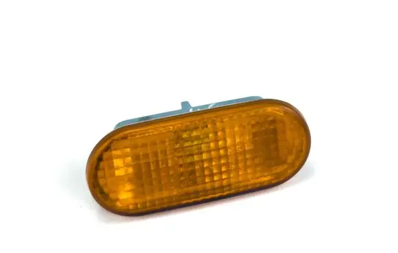 Volkswagen Golf IV Front fender indicator light 3B0949117B