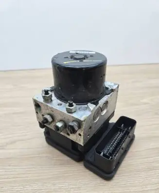 Volvo V60 ABS Pump 31329137 28526258053 10092604093