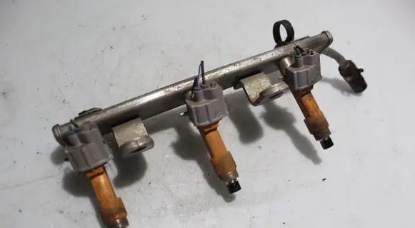 Fuel main line pipe