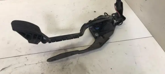 Peugeot 607 Accelerator throttle pedal 9651510780