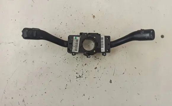 Volkswagen PASSAT B5.5 Indicator stalk 1J0953513L29