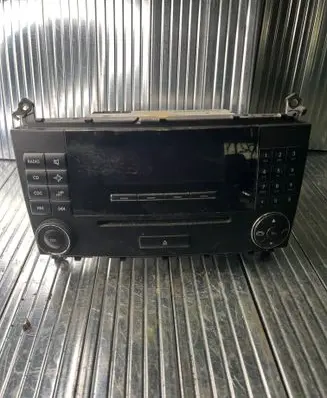 Mercedes-Benz C W203 Radio/CD/DVD/GPS head unit A2038703689 MF2530 AL253041149383