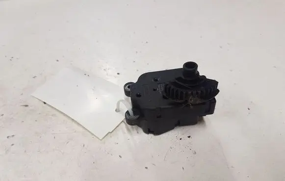 Peugeot 3008 I Air flap motor/actuator P1975001U