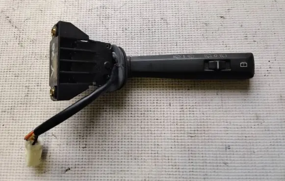 Volvo S70 V70 V70 XC Wiper control stalk 9434003 01837150