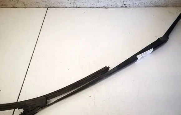 BMW 3 E46 Front wiper blade arm