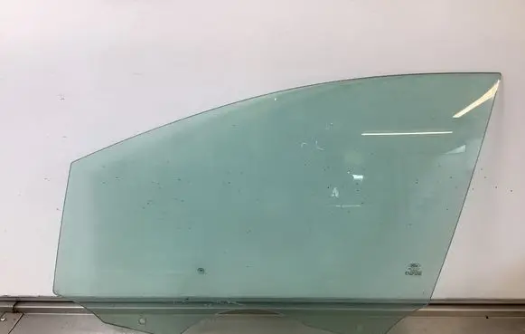 Ford C-MAX II Front door window glass four-door AM51U21411A DOT682AS2M3250