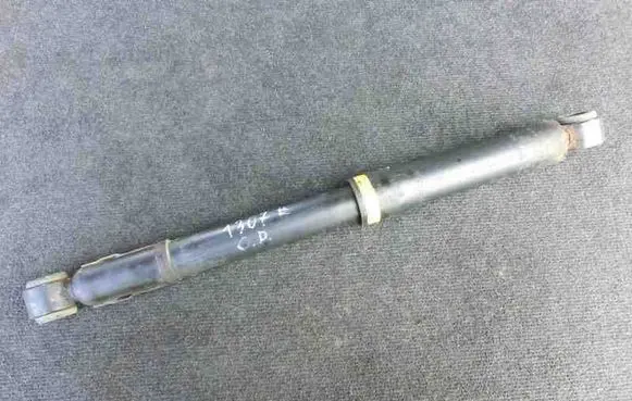 Toyota Hilux (AN10, AN20, AN30) Rear shock absorber/damper