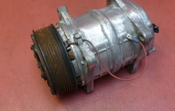 Iveco Daily 5th gen Air conditioning (A/C) compressor (pump) QP15XD1793