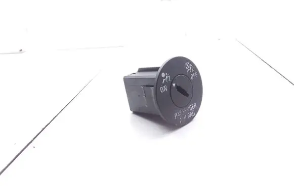 Opel Insignia A Passenger airbag on/off switch 13268602