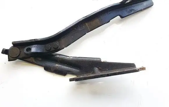 Engine bonnet/hood hinges