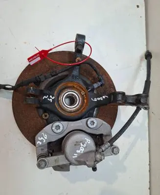 Peugeot 208 II Front wheel hub spindle knuckle S27647689