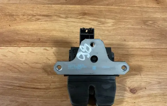 Ford Mondeo MK IV Tailgate/trunk/boot lock/catch/latch 8M51R442A66EA 310613 01041312002
