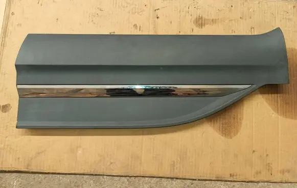 Renault Koleos II Rear door trim (molding) 828207885R