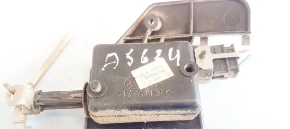 Renault Megane I Central locking motor 7700838340