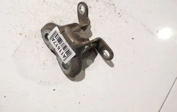 Toyota Avensis T250 Front door upper hinge