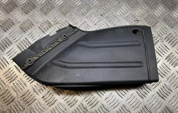 Audi A4 S4 B7 8E 8H Air intake duct part 8E0129618E